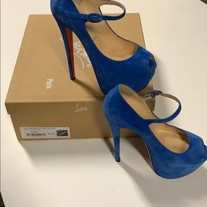 Christian Louboutin size 37.5